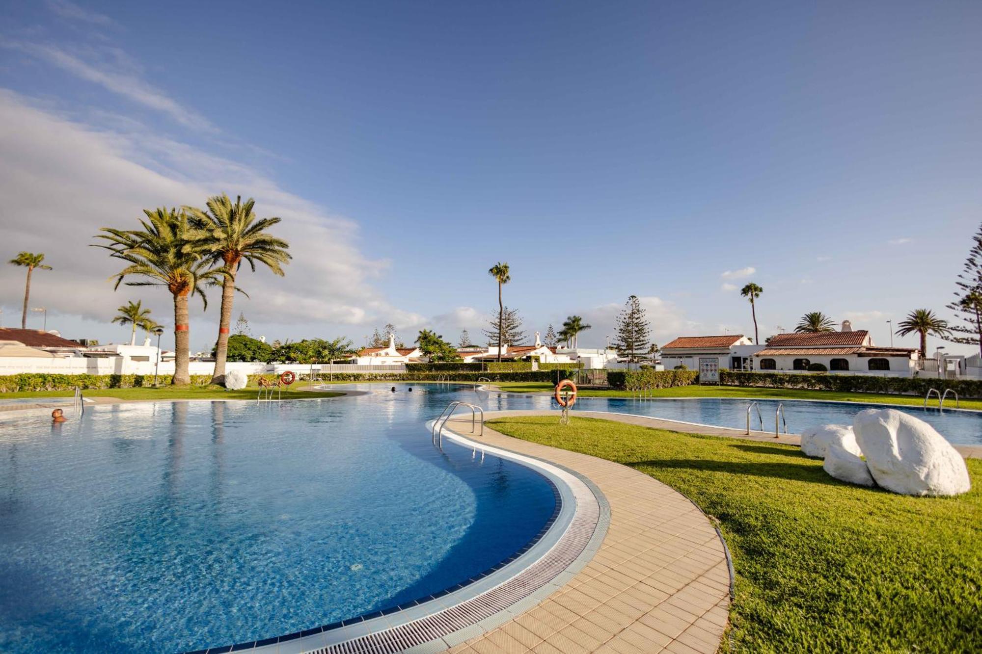 Oasis Holycan - By Gestion Vacacional Canarias Сан-Бартоломе Экстерьер фото